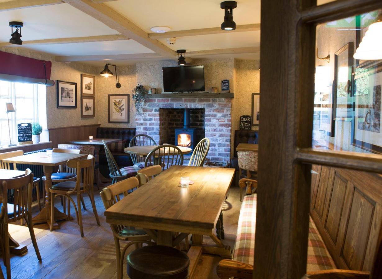 Red Lion Inn Little Budworth Ngoại thất bức ảnh
